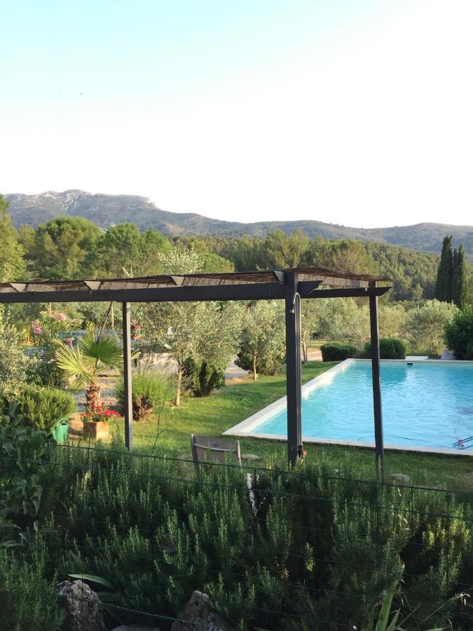 Hotel Au Havre De Paix Sainte Victoire Vauvenargues Exterior foto